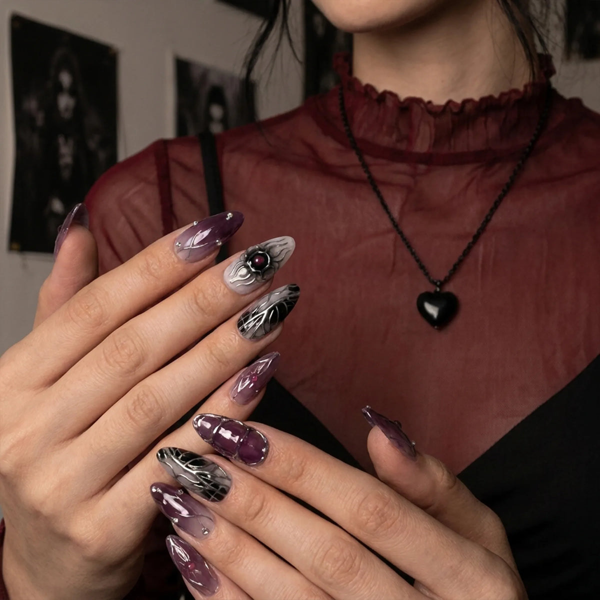 Midnight Talisman | Plum Chrome Eye Amulet Medium Almond Press-On Nails - SE-HA-F007