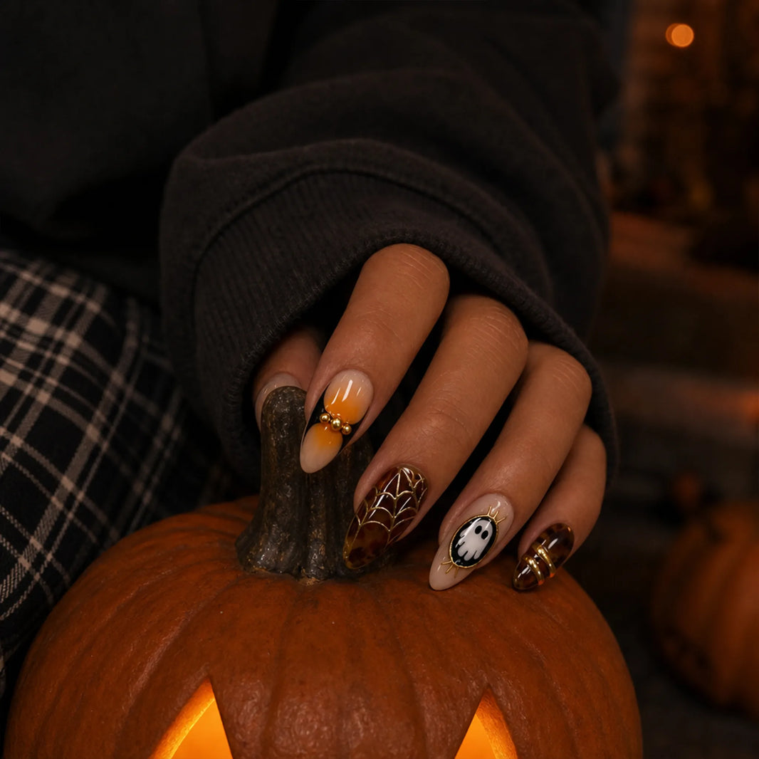 Ghostly Amber | Amber Marble Ghost Medium Almond Press-On Nails - NA-HA-F001