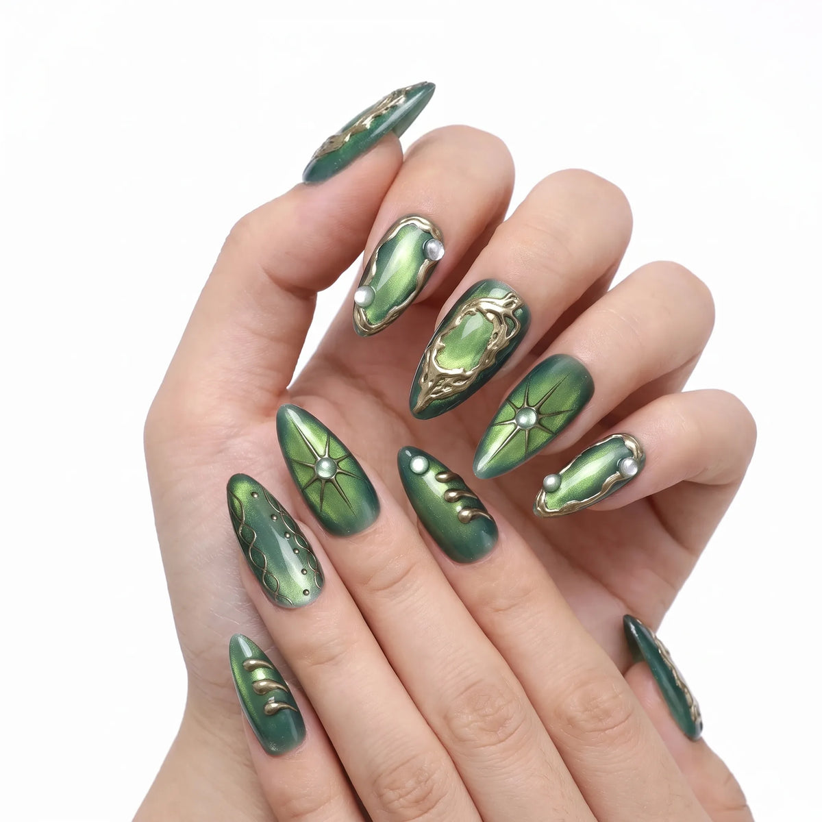 Emerald Alchemy | Emerald Cat-Eye Gold Medium Almond Press-On Nails - SE-HA-F008