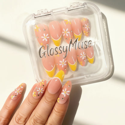 Sunny Daydream | Daisy Daydream 1 Almond Long Press on nail