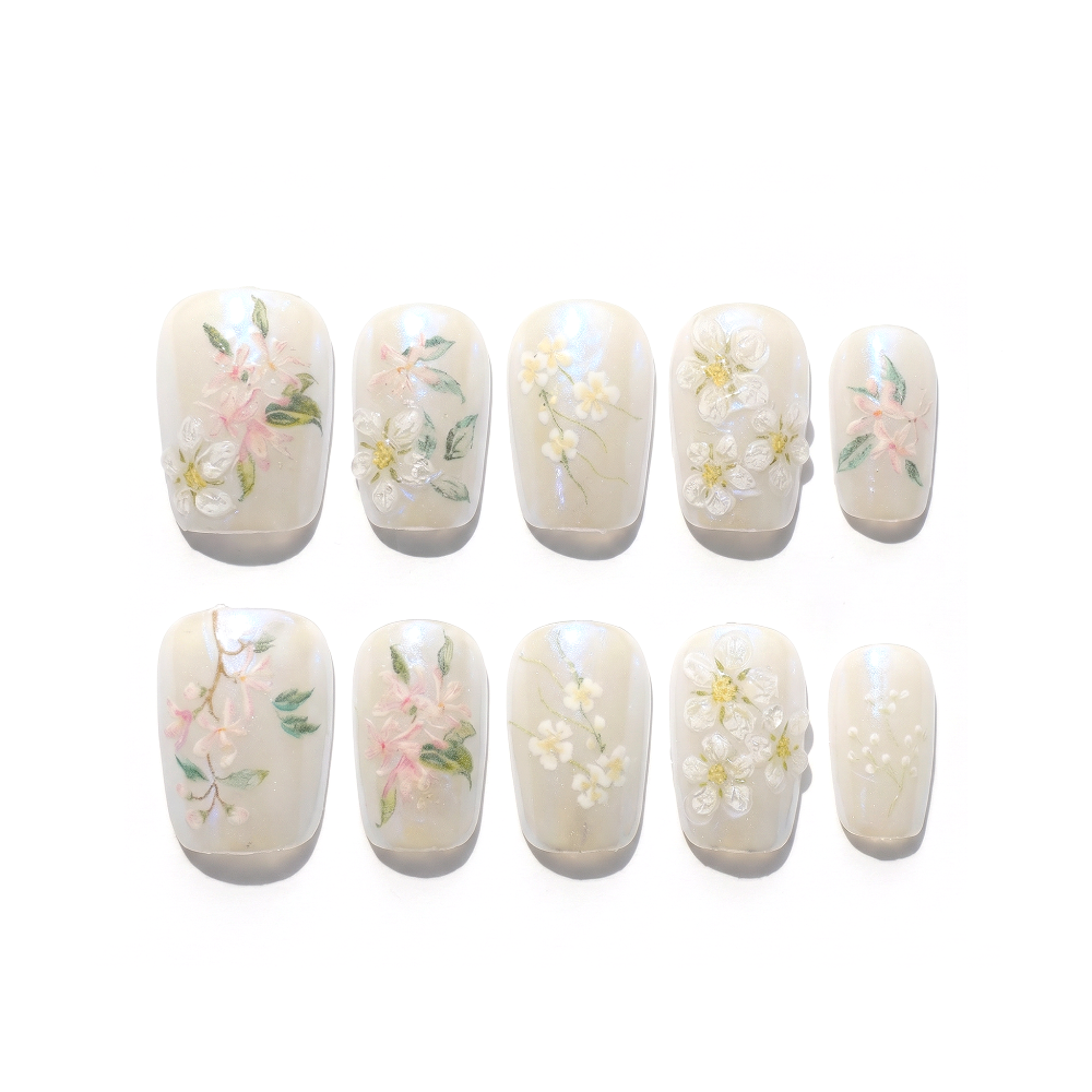 Graceful | Grace in Bloom Square Short Press on nail - 3D Floral Artistry