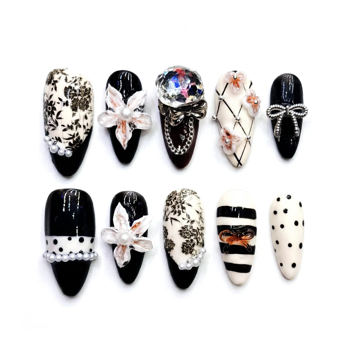 Eclectic Artist | Vintage Masque Almond Medium Press on nail