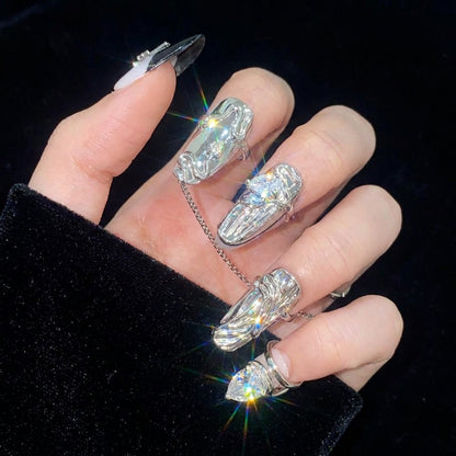 Nails & Nail Ring Bundle: Heavy Metal Pu nail ring set detail view 3 | GlossyMuse