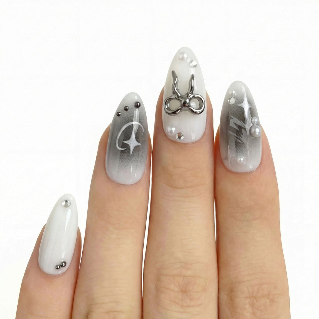 Nails & Nail Ring Bundle: Heavy Metal Pu nail ring set detail view 5 | GlossyMuse